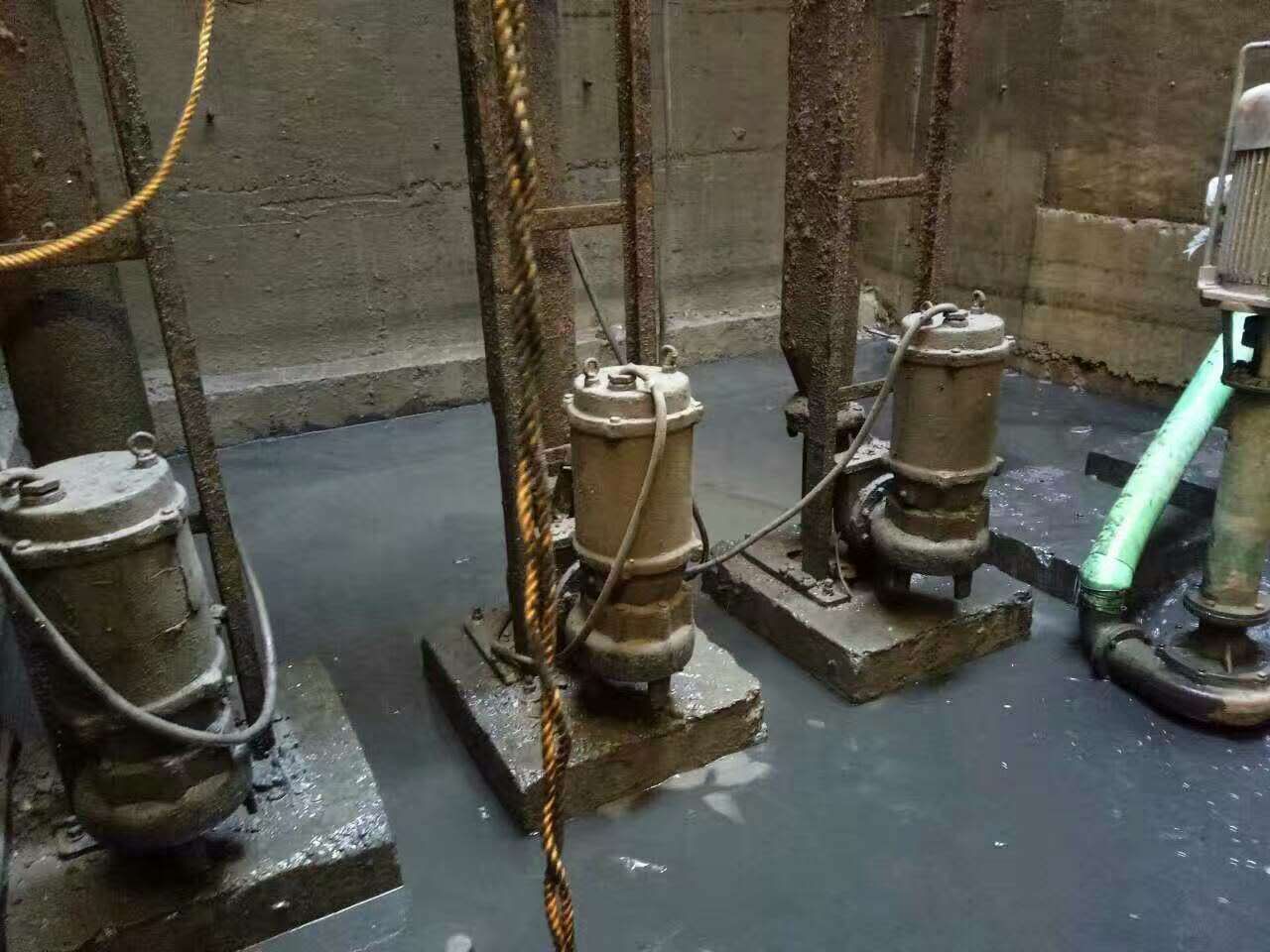 舒城污水池清理